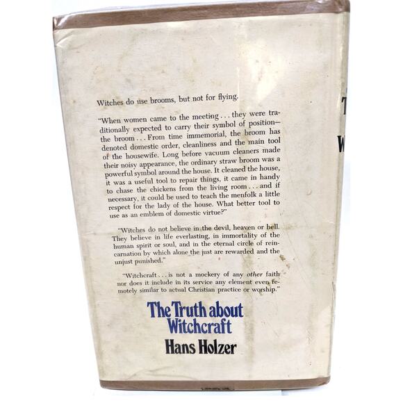 The Truth About Witchcraft Hans Holzer - First Edition 1969 - EX-LIBRARY - Picture 9 of 10